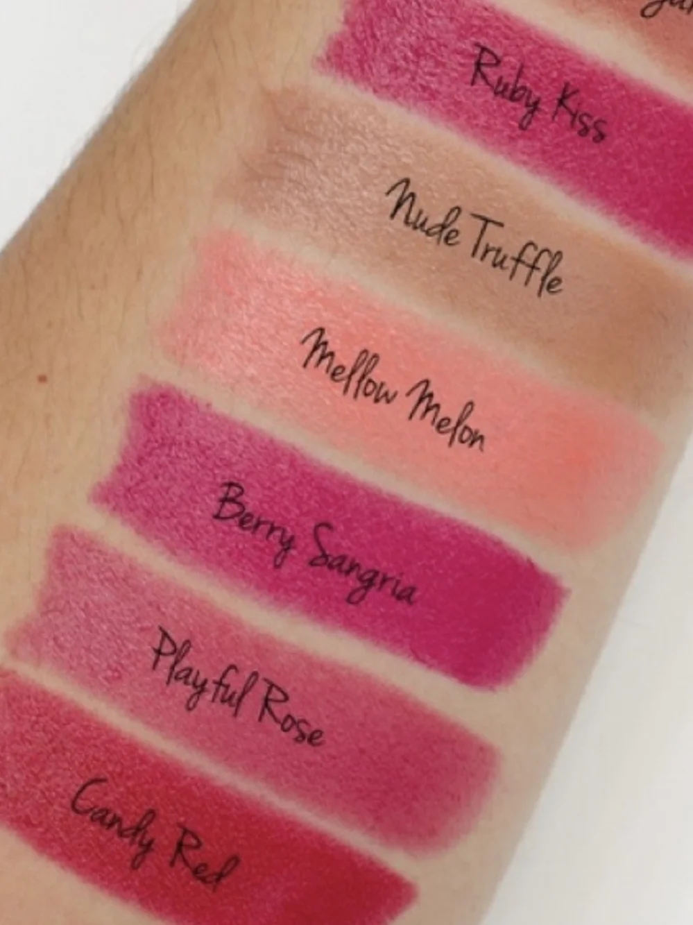 Avon  True Color Nourishing Lipstick PLAYFUL ROSE ~ SEALED